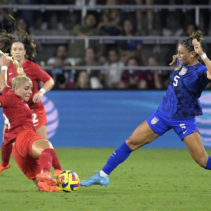 好色tv women shows effects of off-field labour distractions in 2-0 loss to U.S.